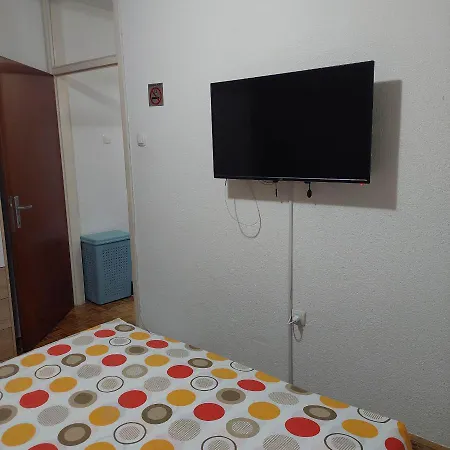 Apartman Ely Бихач