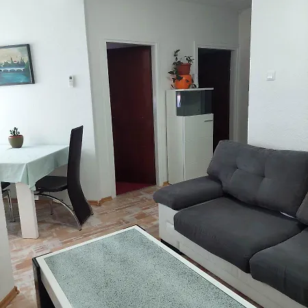 Apartman Ely Апартаменты *