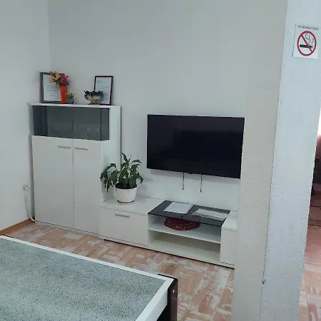Апартаменты Apartman Ely